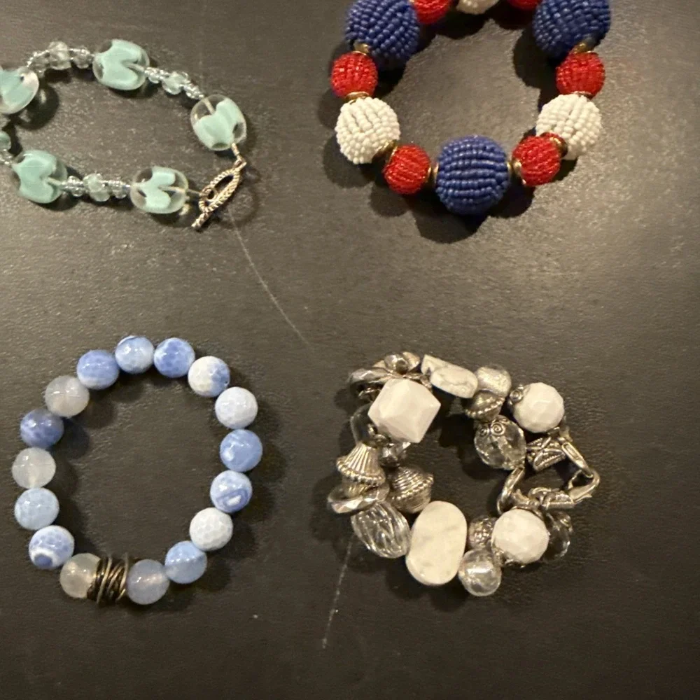 Lot Of 13 Glass Rhinestone Beaded Bracelets Bracelet Artsy Going Out Career Boho